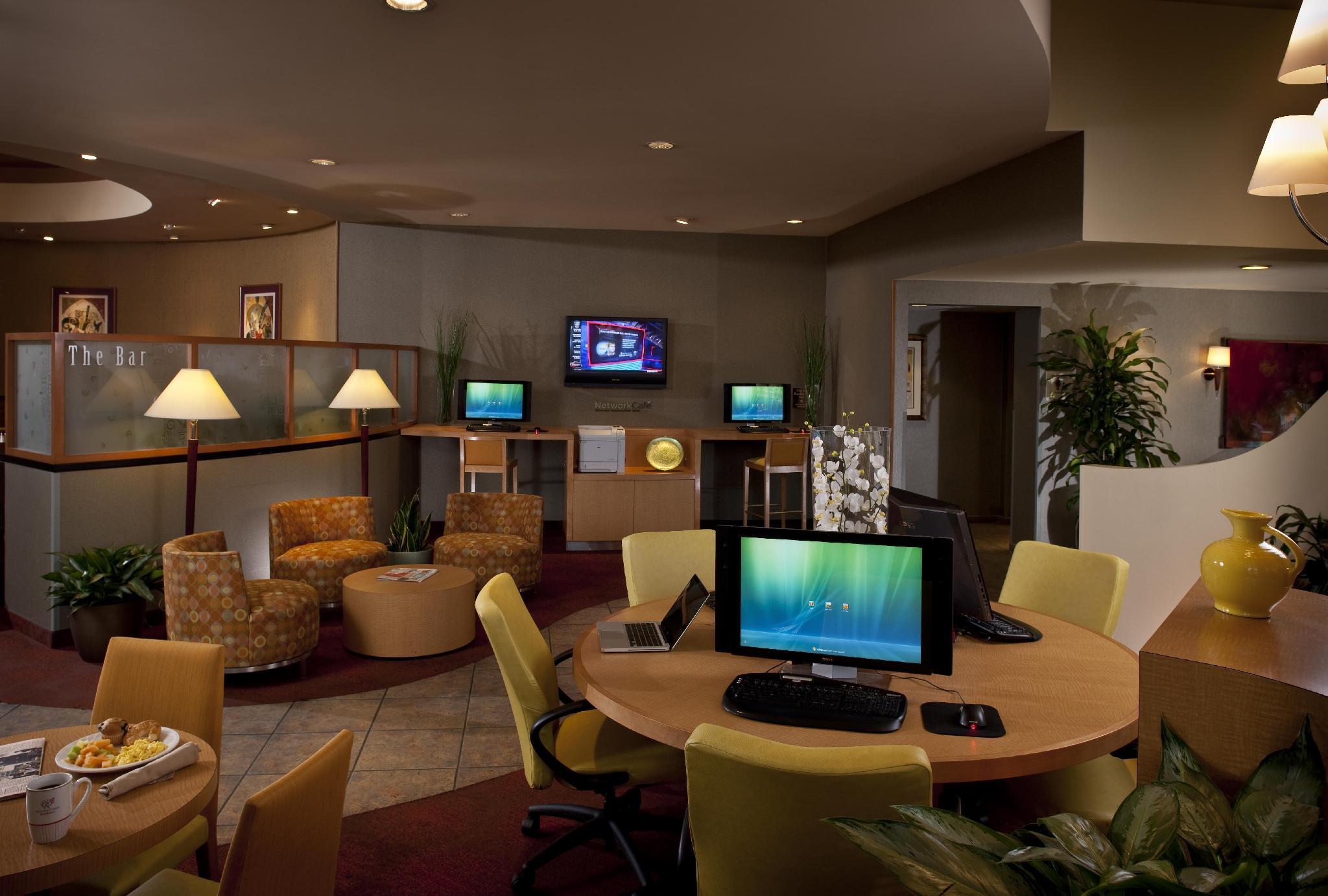 Doubletree Suites By Hilton Phoenix Facilidades foto